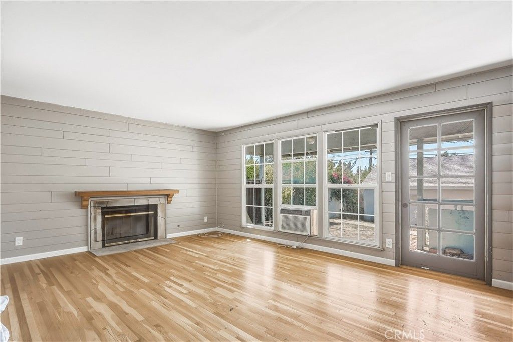 17062 San Fernando Mission Boulevard, Granada Hills, CA 91344 — photo 5