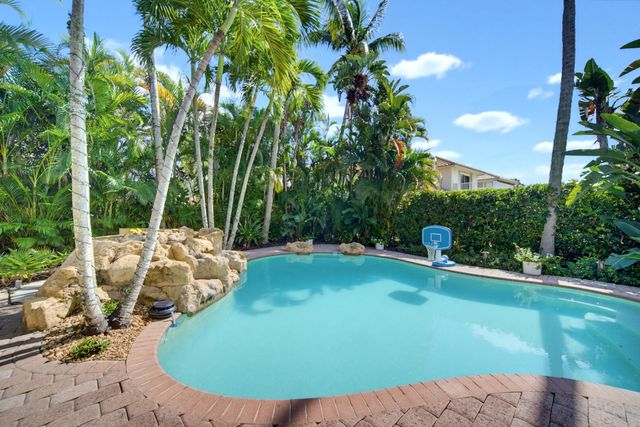 19614 STAR ISLAND Drive, Boca Raton, FL 33498
