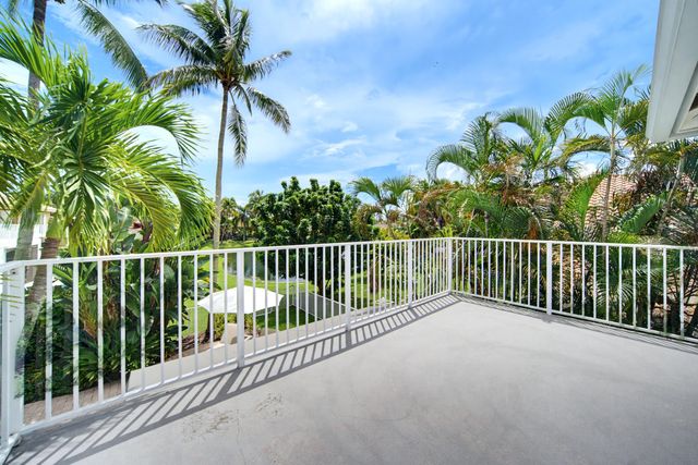 19614 STAR ISLAND Drive, Boca Raton, FL 33498