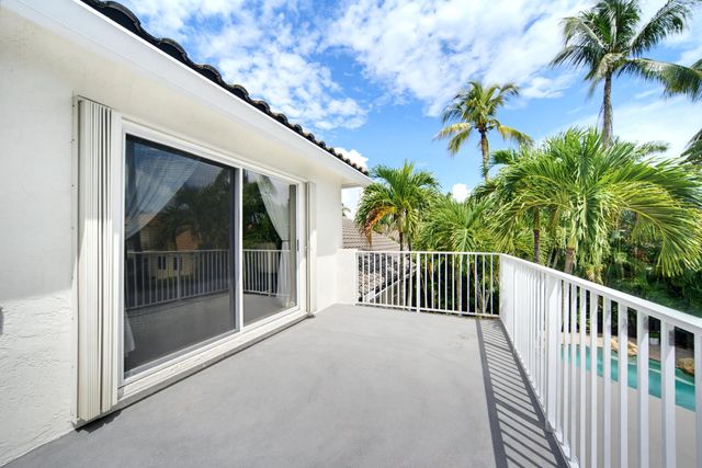 19614 STAR ISLAND Drive, Boca Raton, FL 33498