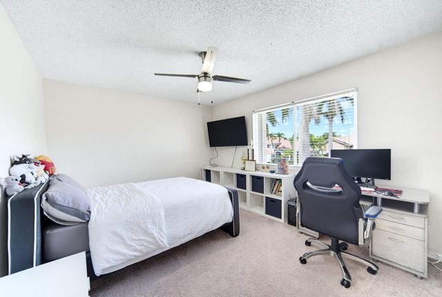 19614 STAR ISLAND Drive, Boca Raton, FL 33498