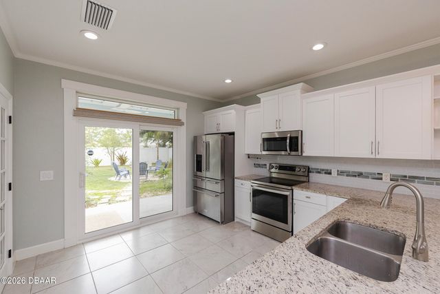 17 Rockwell Lane, Palm Coast, FL 32164