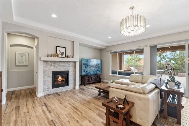 4759 Lluvia Encantada, Santa Fe, NM 87507