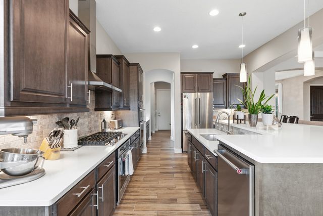 4759 Lluvia Encantada, Santa Fe, NM 87507