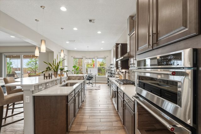 4759 Lluvia Encantada, Santa Fe, NM 87507