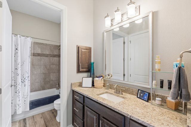 4759 Lluvia Encantada, Santa Fe, NM 87507