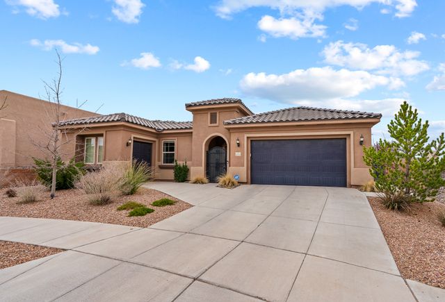 4759 Lluvia Encantada, Santa Fe, NM 87507