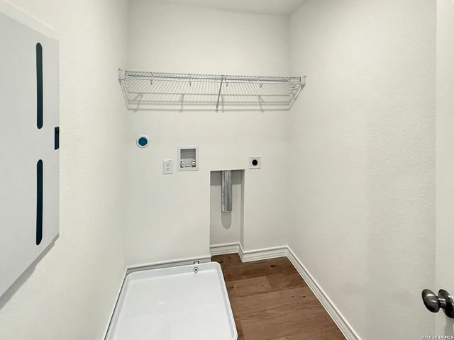 930 Bluegrass Pt, New Braunfels, TX 78130