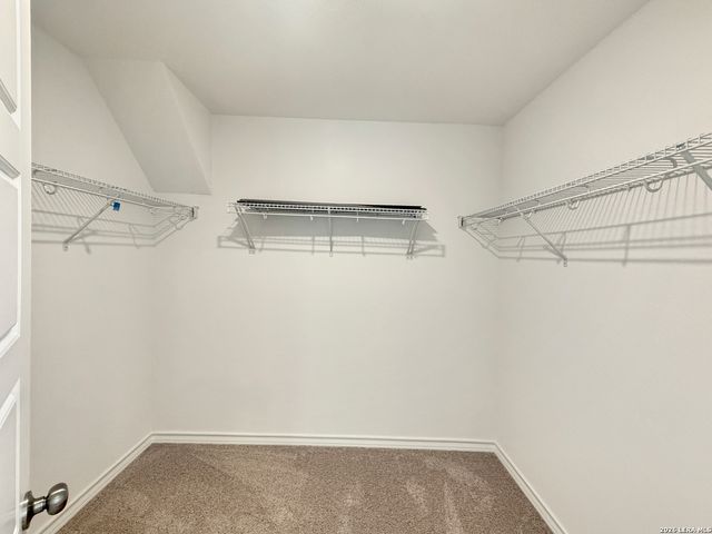 930 Bluegrass Pt, New Braunfels, TX 78130