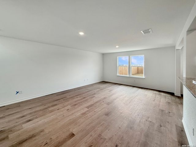 930 Bluegrass Pt, New Braunfels, TX 78130