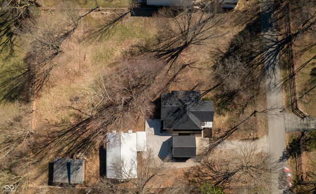 539 Amos Drive, Zionsville, IN 46077