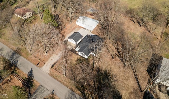 539 Amos Drive, Zionsville, IN 46077