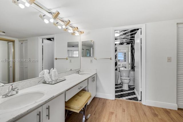 199 Ocean Lane Drive 1006, Key Biscayne, FL 33149