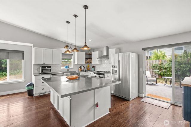 19684 Johanna Vei Lane NW, Poulsbo, WA 98370