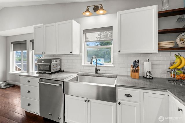 19684 Johanna Vei Lane NW, Poulsbo, WA 98370