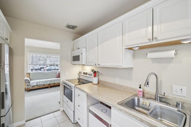 113 Leon Street, Madison, WI 53714