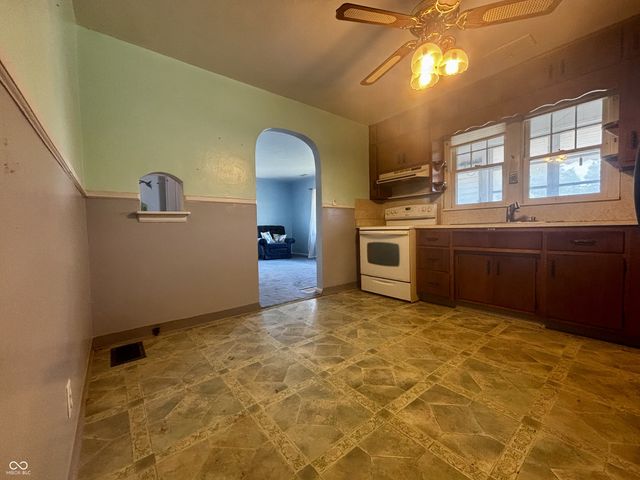 3635 Hamilton Place, Anderson, IN 46013