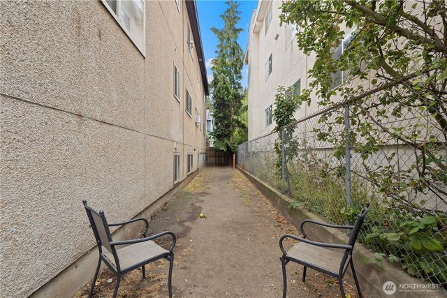 2223 NW 59th Street, Seattle, WA 98107