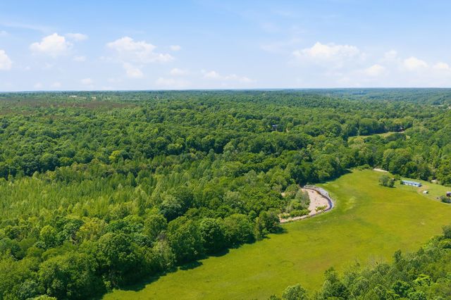 1490 Upper Standing Rock Rd, Dover, TN 37058