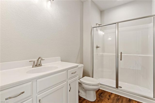 1648 Sanderson RD, Chesapeake, VA 23322