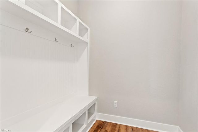 1648 Sanderson RD, Chesapeake, VA 23322