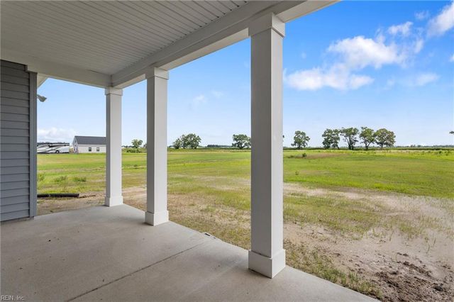 1648 Sanderson RD, Chesapeake, VA 23322