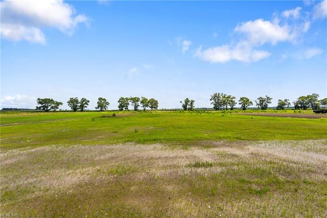 1648 Sanderson RD, Chesapeake, VA 23322