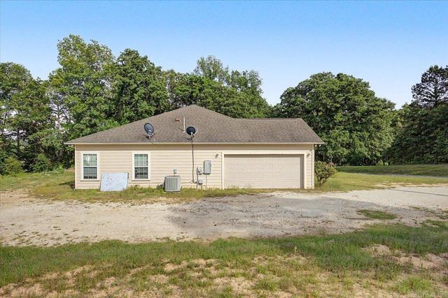 13677 Sulphur Springs Road, Malvern, AR 72104