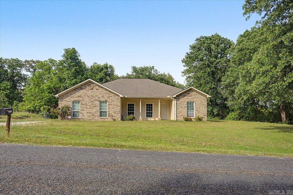 13677 Sulphur Springs Road, Malvern, AR 72104