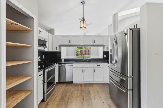 232 BENT OAK LOOP, Davenport, FL 33837