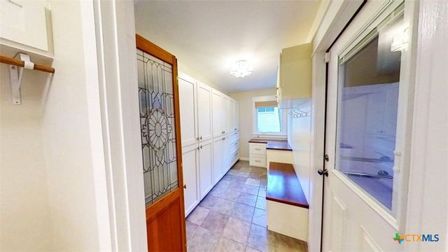 805 Timber Street, New Braunfels, TX 78130