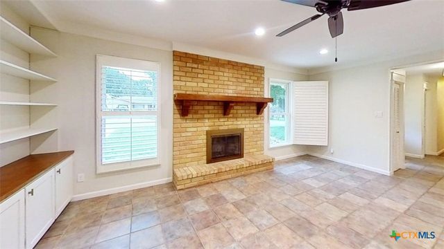 805 Timber Street, New Braunfels, TX 78130