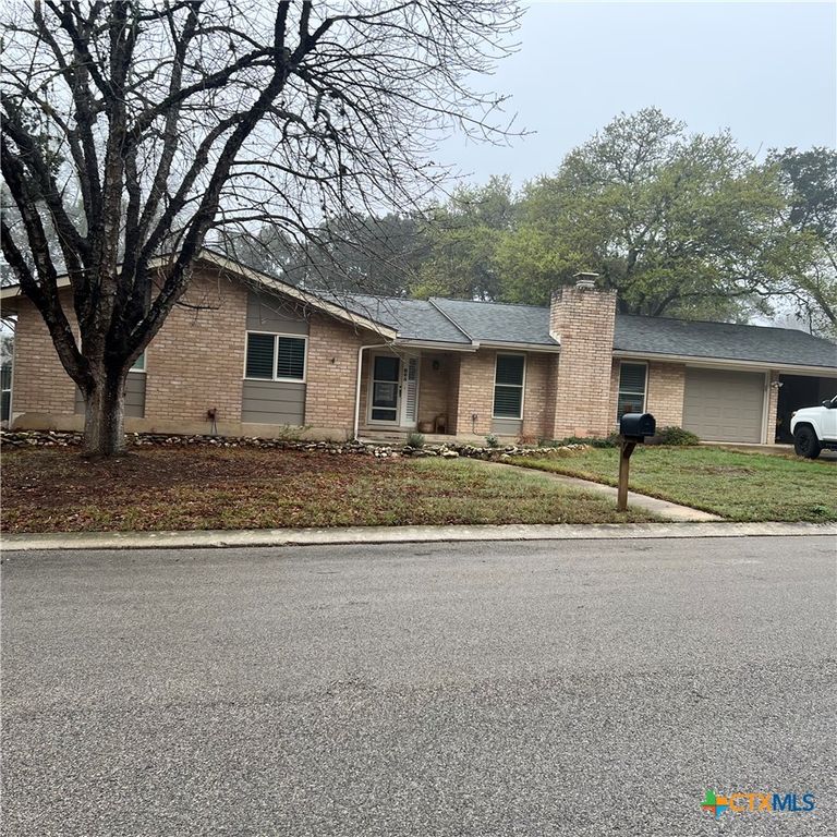 805 Timber Street, New Braunfels, TX 78130