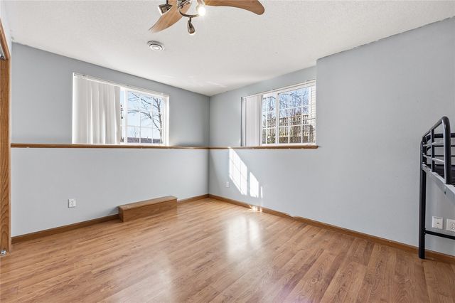 200 S Hillcrest Circle, Center Point, IA 52213