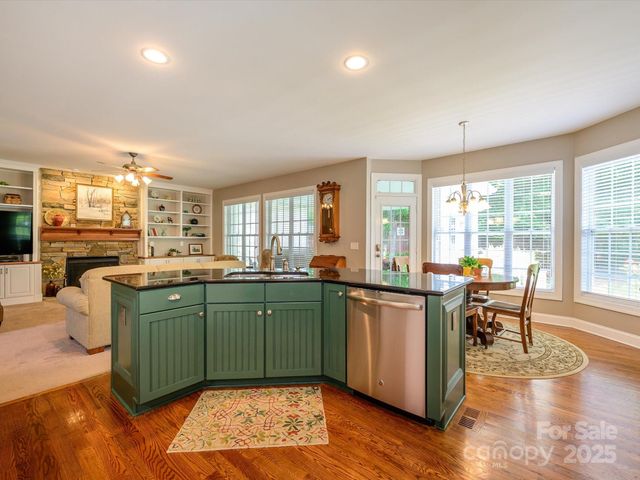 6205 Pumpernickel Lane, Wesley Chapel, NC 28110