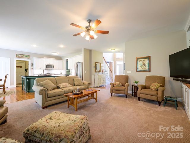 6205 Pumpernickel Lane, Wesley Chapel, NC 28110