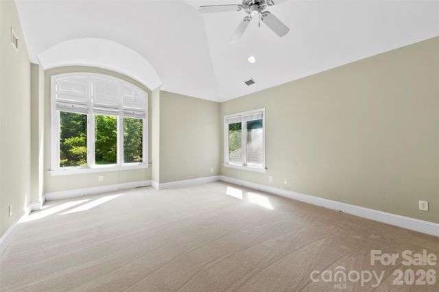 8934 Challis Hill Lane, Charlotte, NC 28226