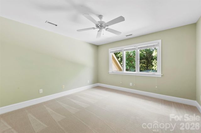 8934 Challis Hill Lane, Charlotte, NC 28226