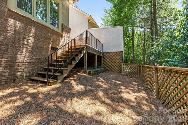 8934 Challis Hill Lane, Charlotte, NC 28226