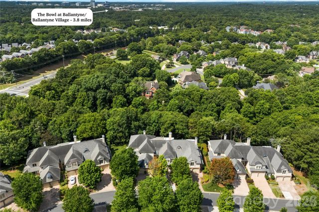 8934 Challis Hill Lane, Charlotte, NC 28226