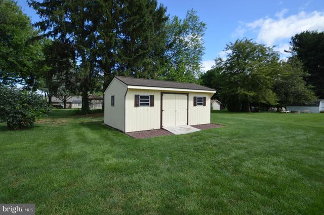 224 ANDREA DR, Lititz, PA 17543