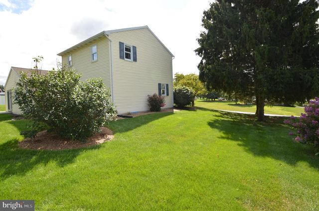 224 ANDREA DR, Lititz, PA 17543