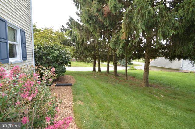 224 ANDREA DR, Lititz, PA 17543