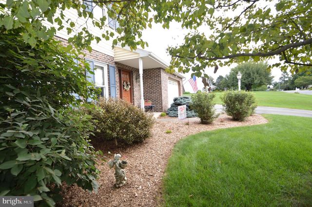 224 ANDREA DR, Lititz, PA 17543