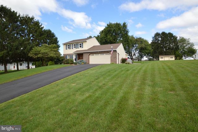 224 ANDREA DR, Lititz, PA 17543