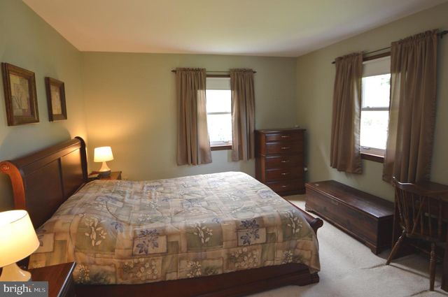 224 ANDREA DR, Lititz, PA 17543