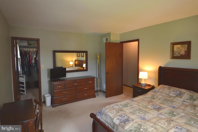 224 ANDREA DR, Lititz, PA 17543