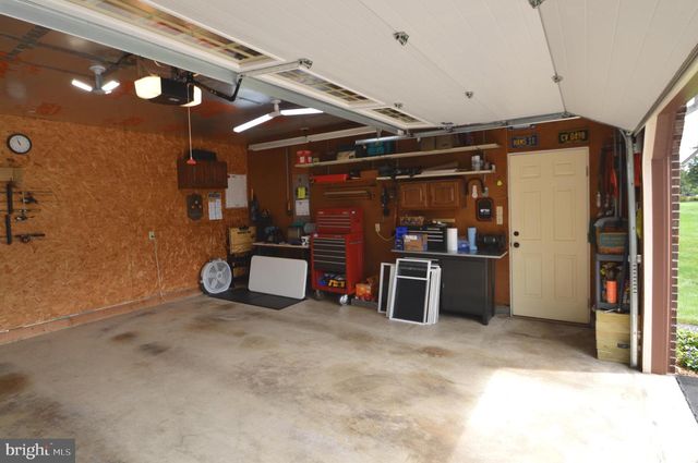 224 ANDREA DR, Lititz, PA 17543