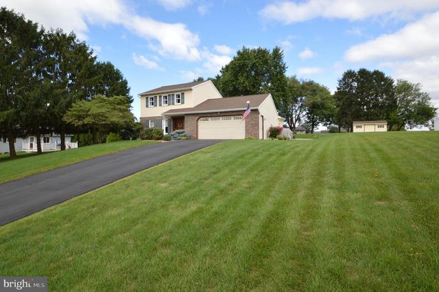 224 ANDREA DR, Lititz, PA 17543