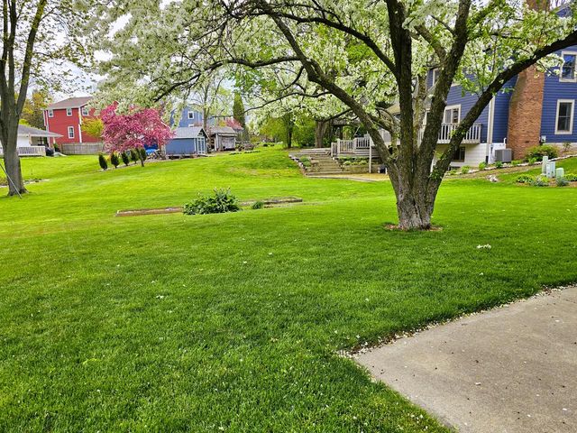 1791 Linden STREET, Grafton, WI 53024